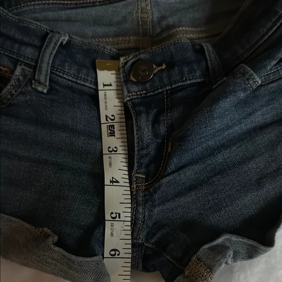 Women’s Hollister Blue Denim Low Rise Shorts 23/00 - Picture 3 of 7